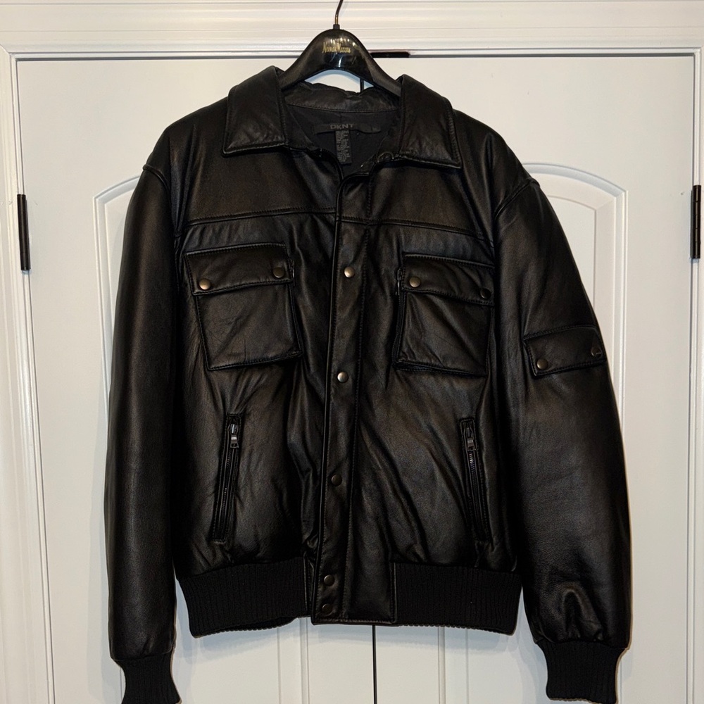 DKNY  100% Lamb Skin Leather Men's Black Bomber Jacket like NEW